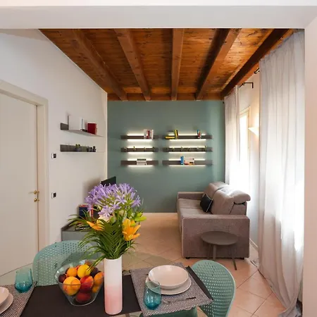 شقة La Piazzetta كابري