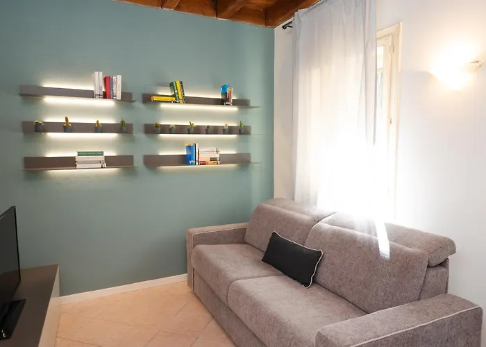 La Piazzetta كابري